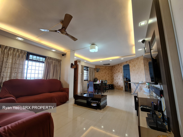 Jurong East Street 21 thumbnail photo